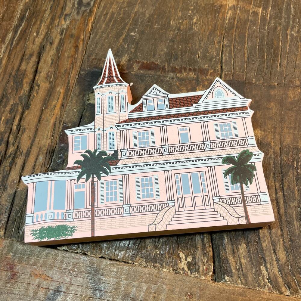 1998 The Cats Meow Painted Wood House Southernmost West FL 1998 Signed Faline